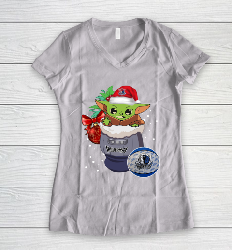 Dallas Mavericks Christmas Baby Yoda Star Wars Funny Happy NBA Women's V-Neck T-Shirt 2