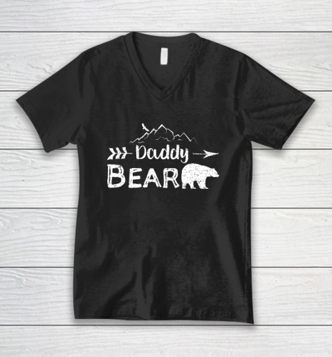 Mens Daddy Bear Shirt Matching Family Mama Papa Bear Camping V-Neck T-Shirt