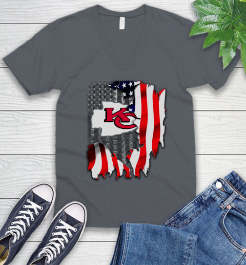 Kansas City Chiefs NFL Football American Flag V-Neck T-Shirt 4