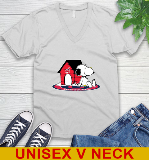 MLB Baseball Cleveland Indians Snoopy The Peanuts Movie Shirt V-Neck T-Shirt