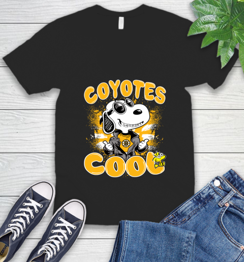 NHL Hockey Boston Bruins Cool Snoopy Shirt V-Neck T-Shirt