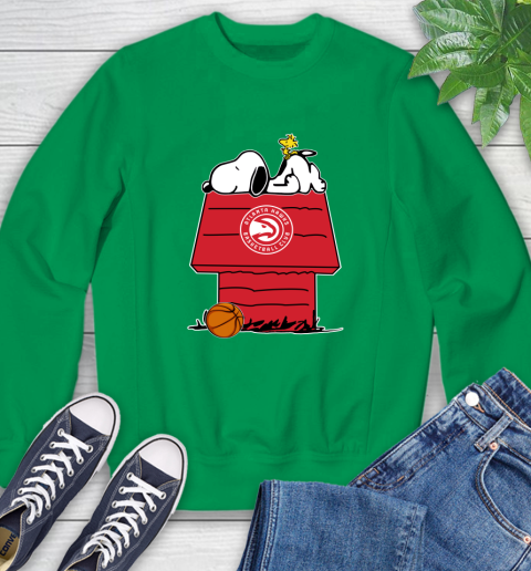 Atlanta Hawks NBA Basketball Snoopy Woodstock The Peanuts Movie Sweatshirt 6