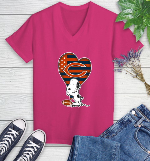 Chicago Bears NFL Football The Peanuts Movie Adorable Snoopy Women's V-Neck T-Shirt 9