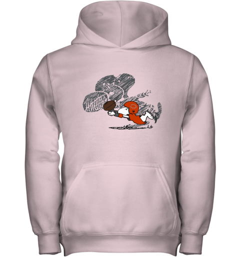 mlvy chicago bears snoopy plays the football game youth hoodie 43 front light pink