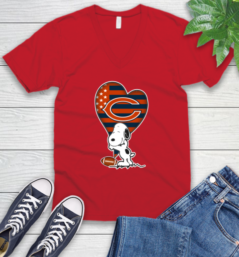 Chicago Bears NFL Football The Peanuts Movie Adorable Snoopy V-Neck T-Shirt 7