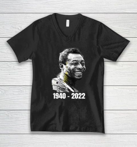 Pele 1940  2022 Legend V-Neck T-Shirt