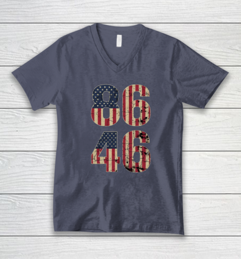 8646 V-Neck T-Shirt 6