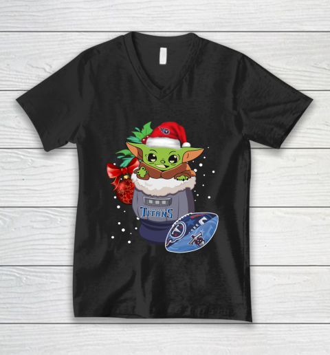 Tennessee Titans Christmas Baby Yoda Star Wars Funny Happy NFL V-Neck T-Shirt
