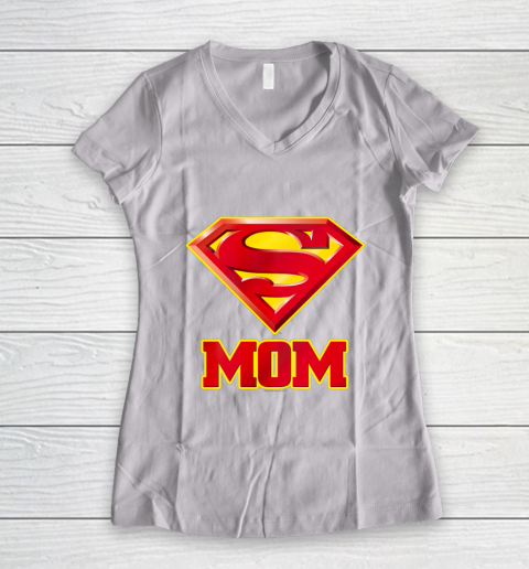 Super Mom Superman Logo Women's V-Neck T-Shirt 12