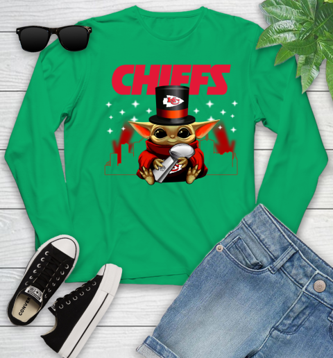 Super Bowl Baby Yoda Loves The Kansas City Chiefs Star Wars NFL Shirts 118