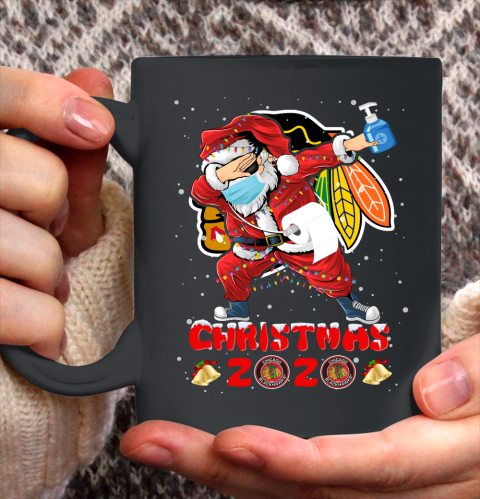 Chicago Blackhawks Funny Santa Claus Dabbing Christmas 2020 NHL Ceramic Mug 11oz