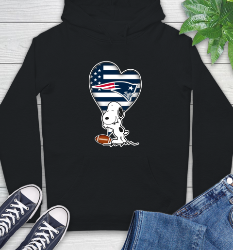 New England Patriots NFL Football The Peanuts Movie Adorable Snoopy Hoodie 2