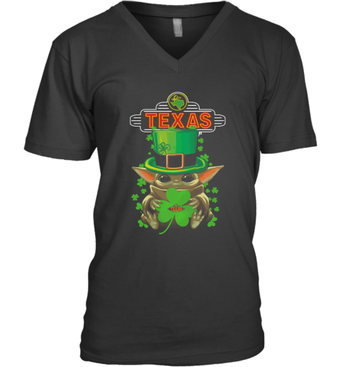 St Patrick'S Day Baby Yoda Hug Texas Roadhouse V-Neck T-Shirt