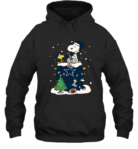 A Happy Christmas With Dallas Cowboys Snoopy Hoodie