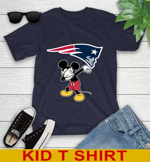 New England Patriots NFL Football Dabbing Mickey Disney Sports Youth T-Shirt 3