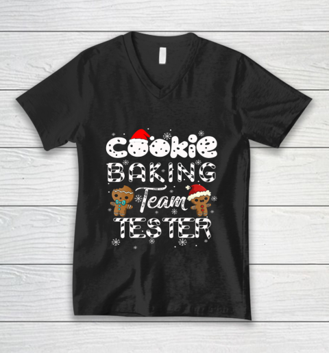 Cookie Baking Team Tester Gingerbread Christmas V-Neck T-Shirt