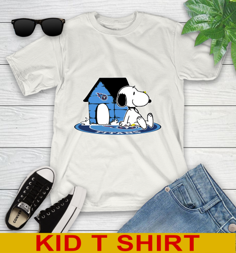NFL Football Tennessee Titans Snoopy The Peanuts Movie Shirt Youth T-Shirt