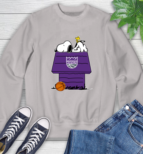 Sacramento Kings NBA Basketball Snoopy Woodstock The Peanuts Movie Sweatshirt 12