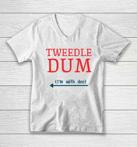 Tweedle Dum I'm With Dee Couple And Friends Funny Lazy Costume V-Neck T-Shirt
