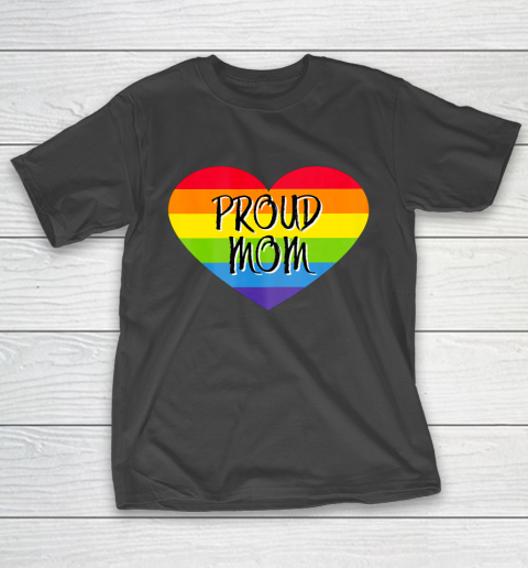 Proud Mom Rainbow Flag Gay Pride Month Support T-Shirt
