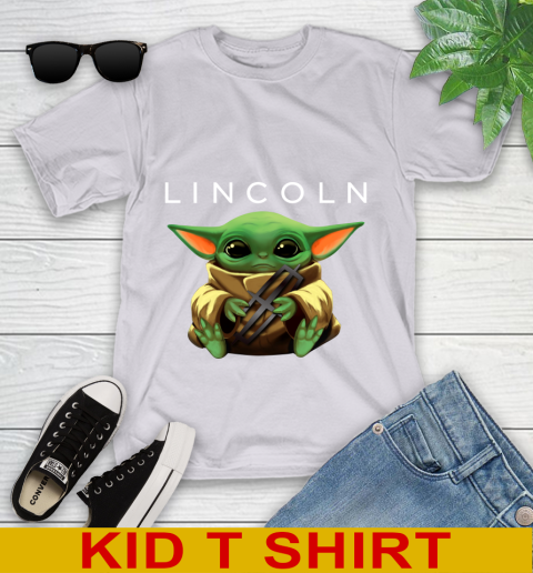 Star Wars Baby Yoda Hugs Lincoln Car Shirt 100