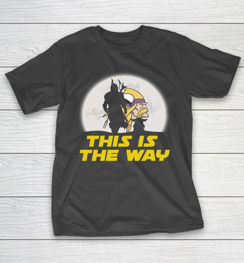 Minnesota Vikings NFL Football Star Wars Yoda And Mandalorian This Is The Way T-Shirt