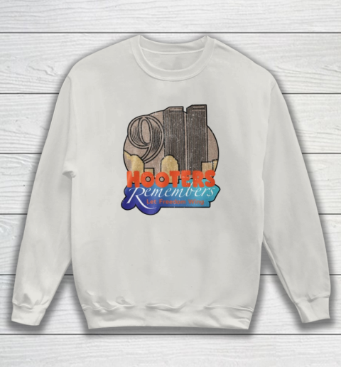 Hooters sweatshirt top