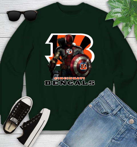 NFL Captain America Thor Spider Man Hawkeye Avengers Endgame Football Cincinnati Bengals Youth Sweatshirt 10
