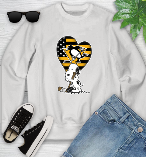Pittsburgh Penguins NHL Hockey The Peanuts Movie Adorable Snoopy Youth Sweatshirt