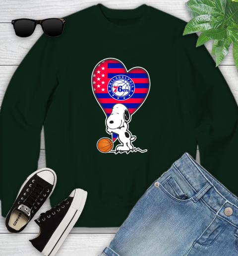 Philadelphia 76ers NBA Basketball The Peanuts Movie Adorable Snoopy Youth Sweatshirt 10
