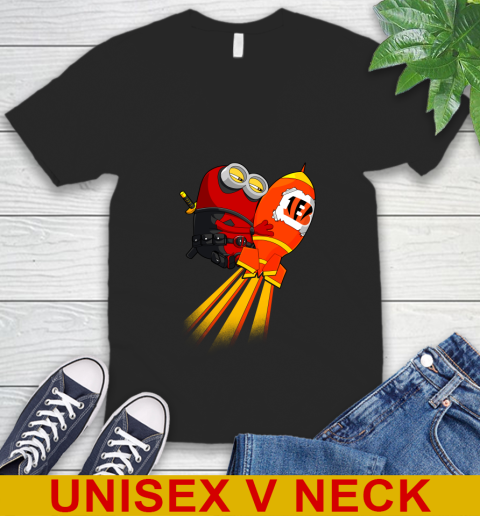 NFL Football Cincinnati Bengals Deadpool Minion Marvel Shirt V-Neck T-Shirt