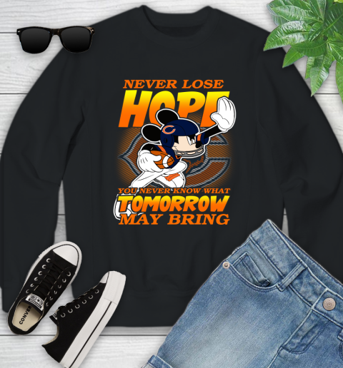 Chicago Bears NFL Football Mickey Disney Never Lose Hope Youth Sweatshirt
