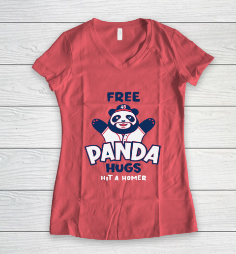 Free Panda Hugs Braves Women's V-Neck T-Shirt 3