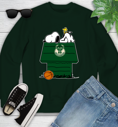 Milwaukee Bucks NBA Basketball Snoopy Woodstock The Peanuts Movie Youth Sweatshirt 10