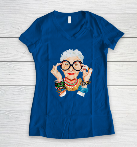 Iris Apfel Women's V-Neck T-Shirt 5