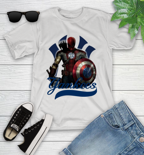 MLB Captain America Thor Spider Man Hawkeye Avengers Endgame Baseball New York Yankees Youth T-Shirt