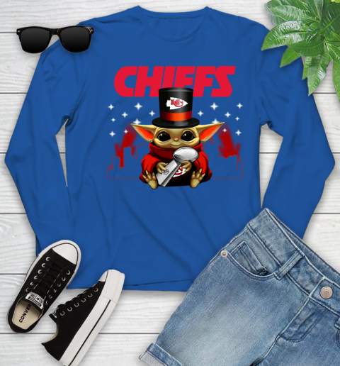 Super Bowl Baby Yoda Loves The Kansas City Chiefs Star Wars NFL Shirts 121