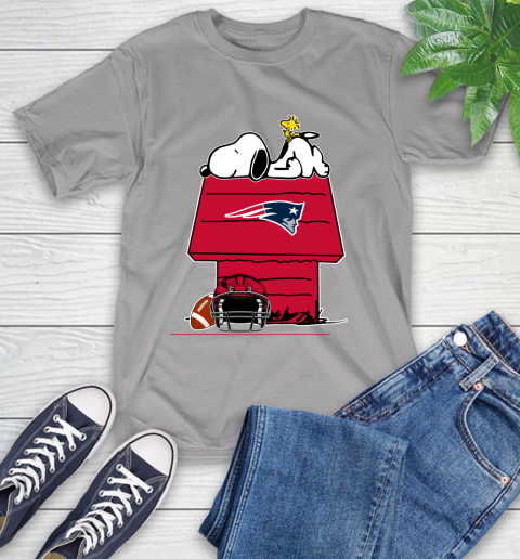 New England Patriots NFL Football Snoopy Woodstock The Peanuts Movie T-Shirt 6