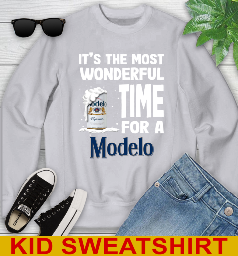 I't the most wonderful time for a Modelo Especial beer lovers 111