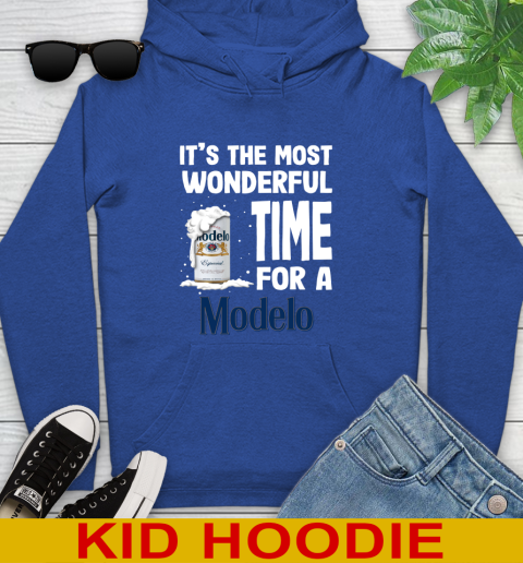 I't the most wonderful time for a Modelo Especial beer lovers 137