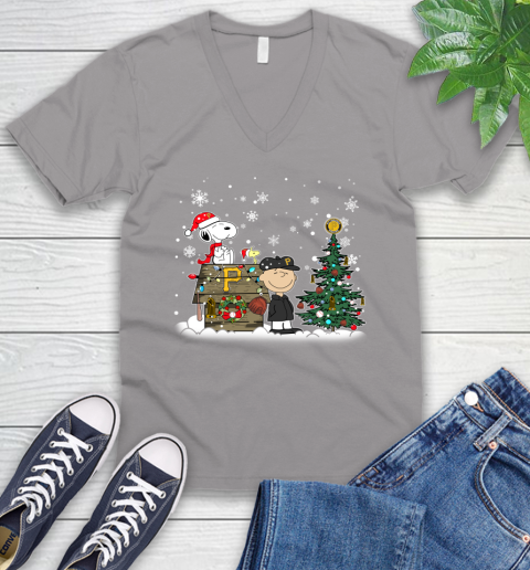 MLB Pittsburgh Pirates Snoopy Charlie Brown Christmas Baseball Commissioner's Trophy V-Neck T-Shirt 3