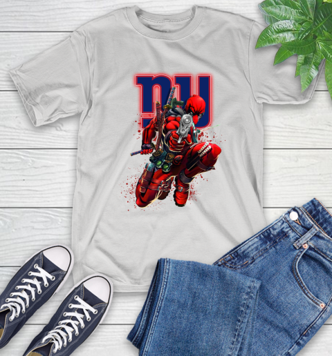 NFL Deadpool Marvel Comics Sports Football New York Giants T-Shirt