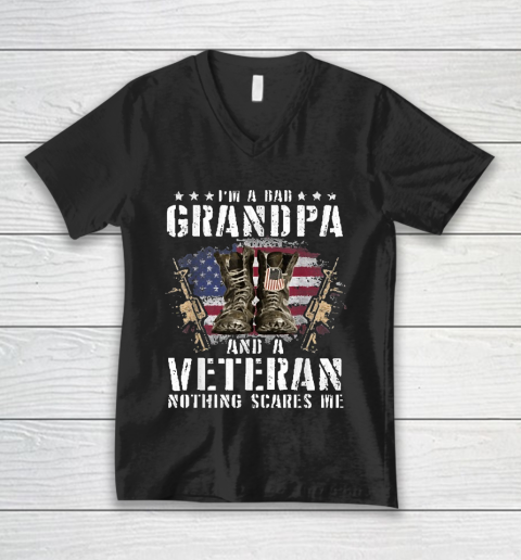 Grandpa Funny Gift Apparel  I'm A Dad Grandpa And A Veteran Nothing Scare V-Neck T-Shirt