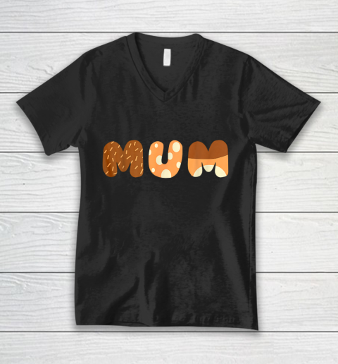 Bluey Mum for moms on Mother Day Chili V-Neck T-Shirt