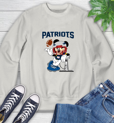 NFL New England Patriots Mickey Mouse Disney Super Bowl Football T Shirt Sweatshirt Tee For Sports