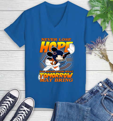 Chicago Bears NFL Football Mickey Disney Never Lose Hope Women's V-Neck T-Shirt 10