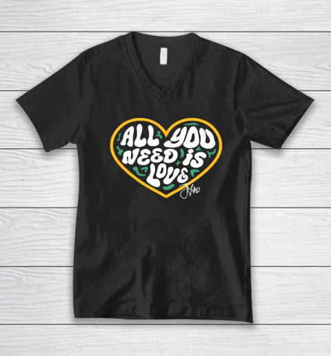 Packer All You Need is Love 10 V-Neck T-Shirt
