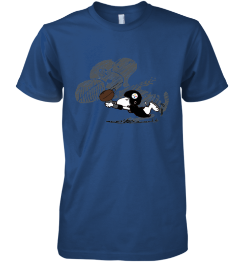 Pittsburg Steelers Snoopy Plays The Football Game Premium Men's T-Shirt