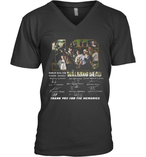 10 Years Of 2010 2020 10 Seasons 146 Episodes The Walking Dead Thank You For The Memories Signatures V-Neck T-Shirt