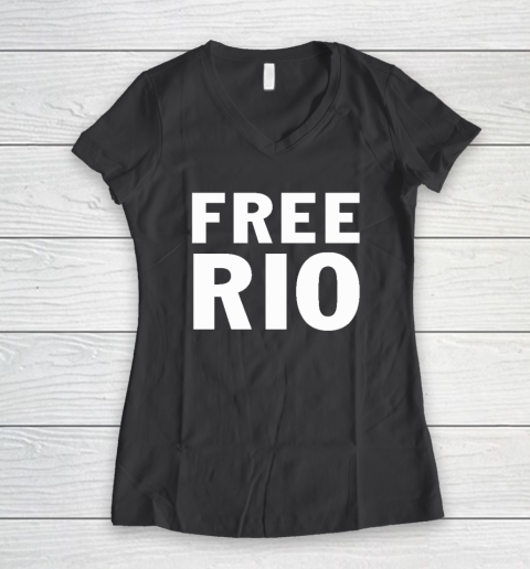 Free Rio Women's V-Neck T-Shirt 4